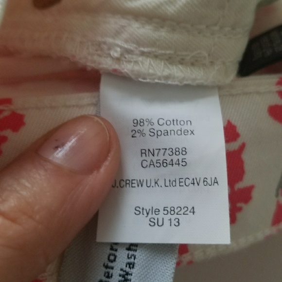 White with coral print thistle matchstick capri/cr - Picture 6 of 6